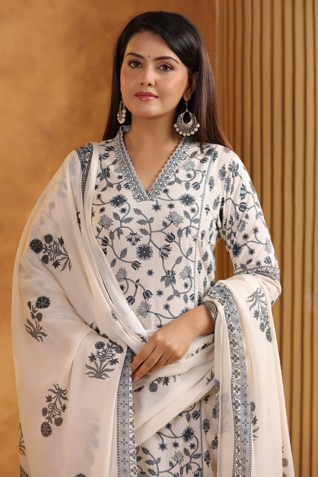 Saisha Grey Cotton Suit Set