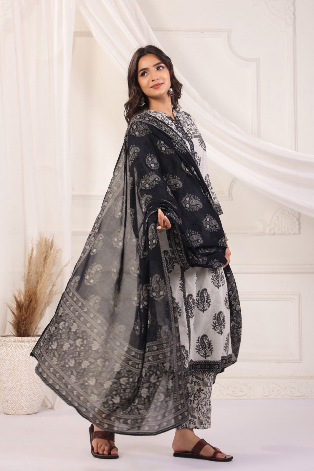 Satya Grey Cotton Straight Suit Set For Women