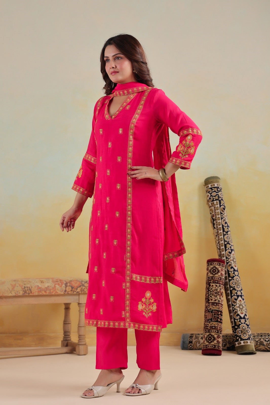 Rumi Rani Pink Mul Chanderi Kurta Set With Jari Embroidery & Lining