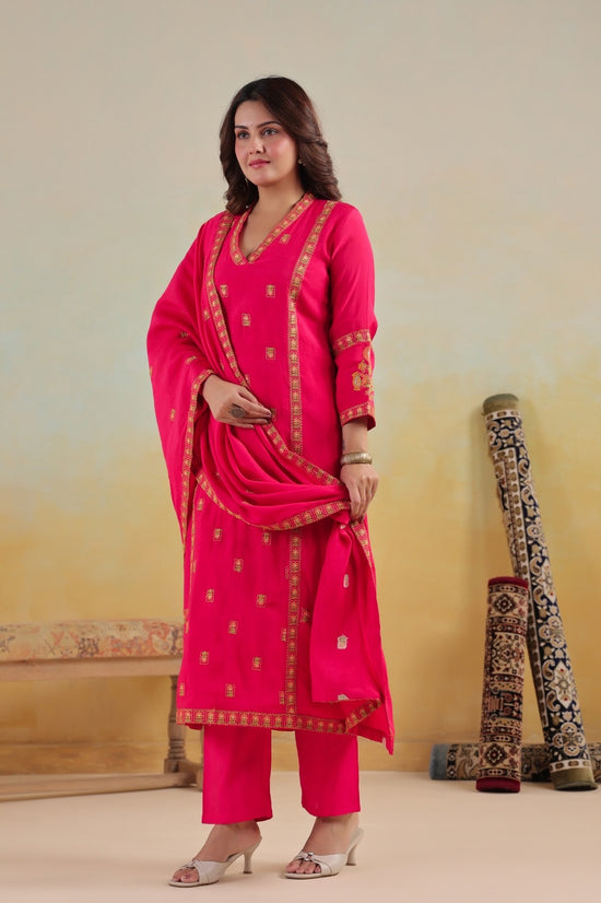 Rumi Rani Pink Mul Chanderi Kurta Set With Jari Embroidery & Lining