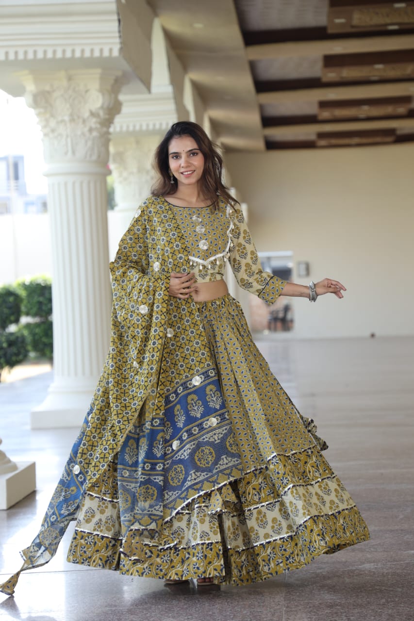 Sakhi Cotton Chanya Choli Set