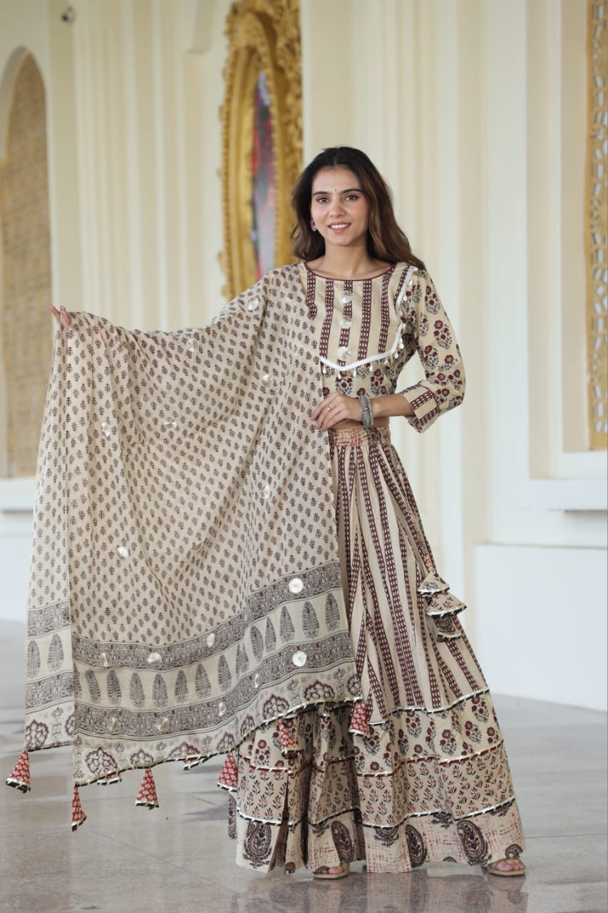 Sakhi Cotton Chanya Choli Set