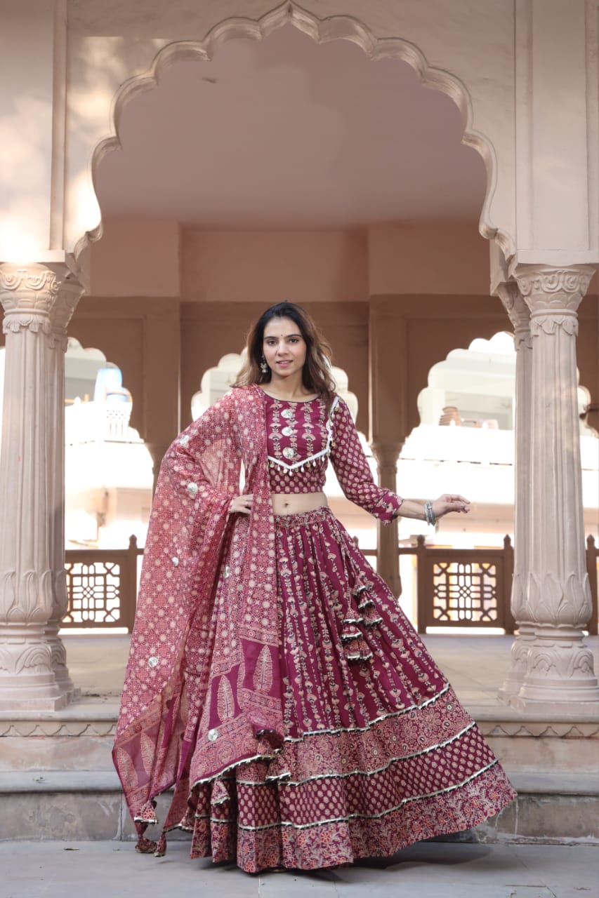 Sakhi Cotton Chanya Choli Set