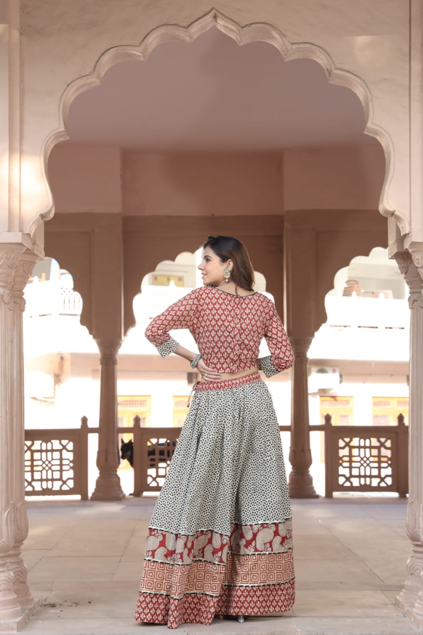 Sakhi Cotton Chanya Choli Set