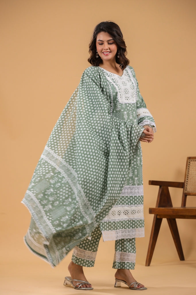 Mahek Green Cotton Straight 3pcs Suit Set