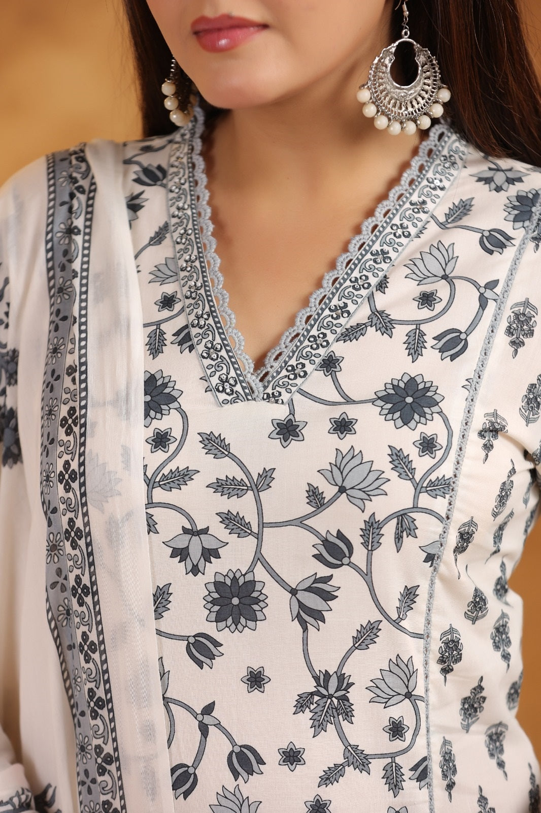 Saisha Grey Cotton Suit Set