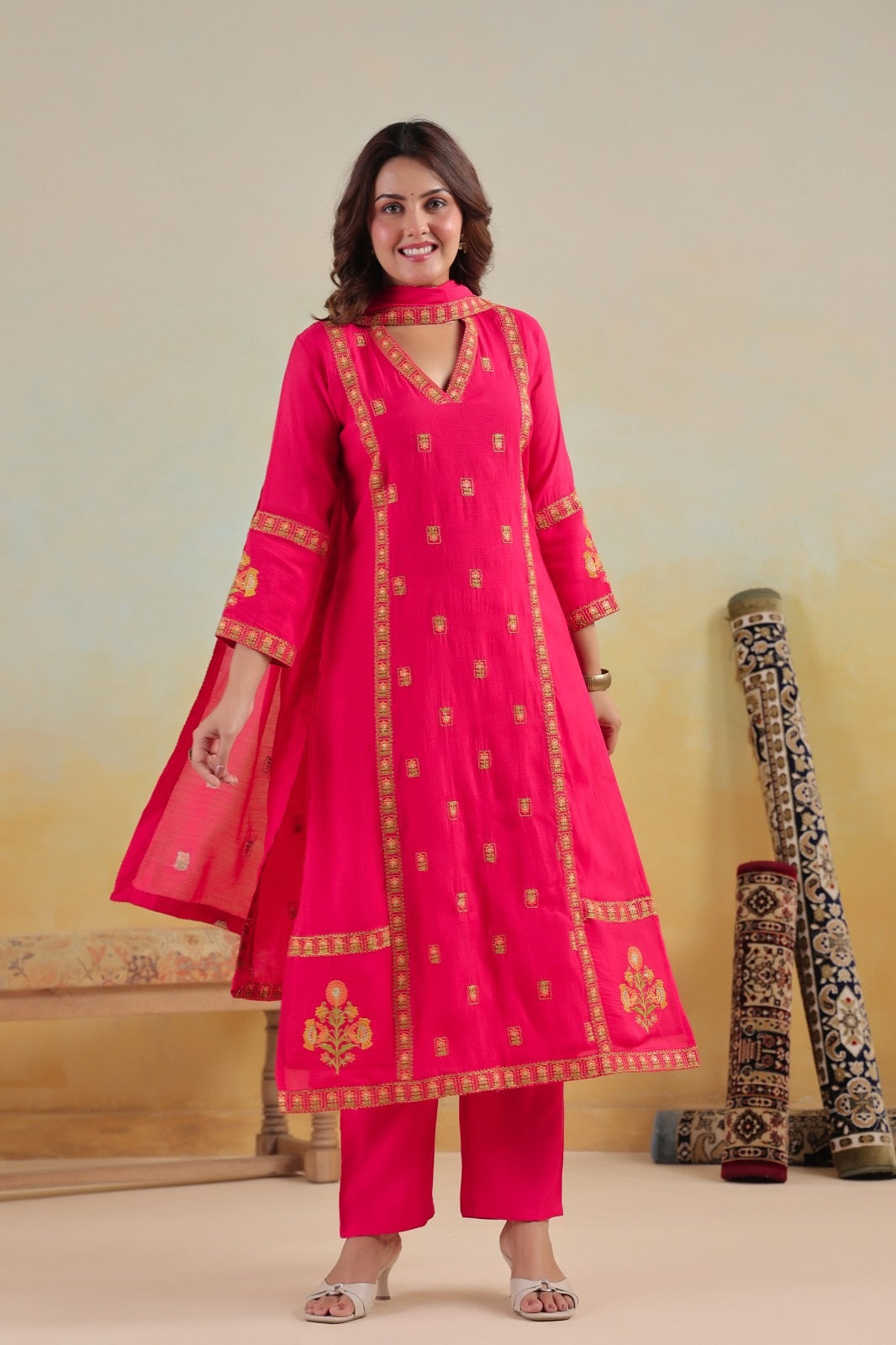 Rumi Rani Pink Mul Chanderi Kurta Set With Jari Embroidery & Lining