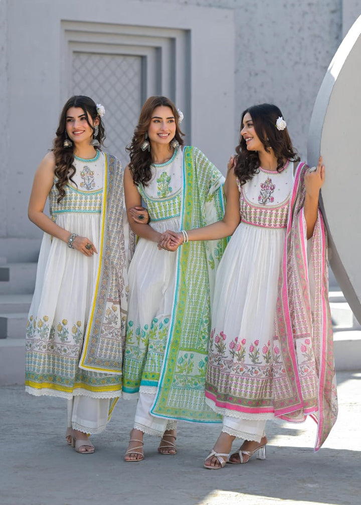 Why Sansmaran is Your Go-To Destination for Ethnic Wear