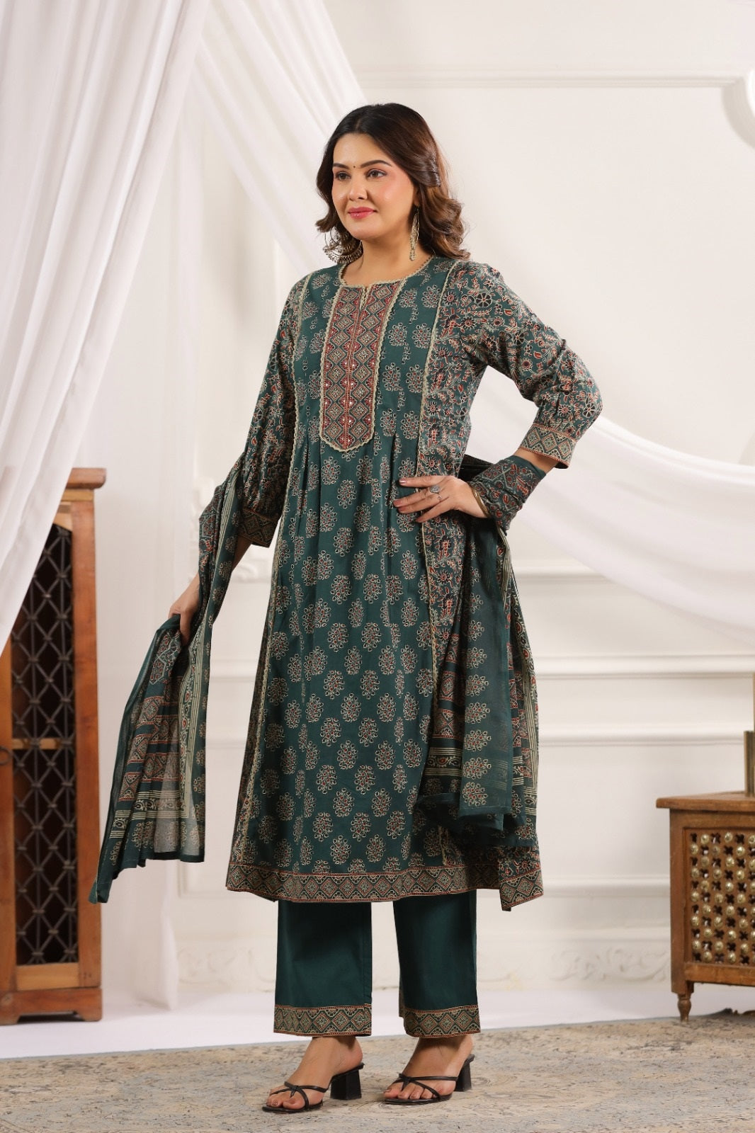 Kanika Green Cotton A Line Suit Set