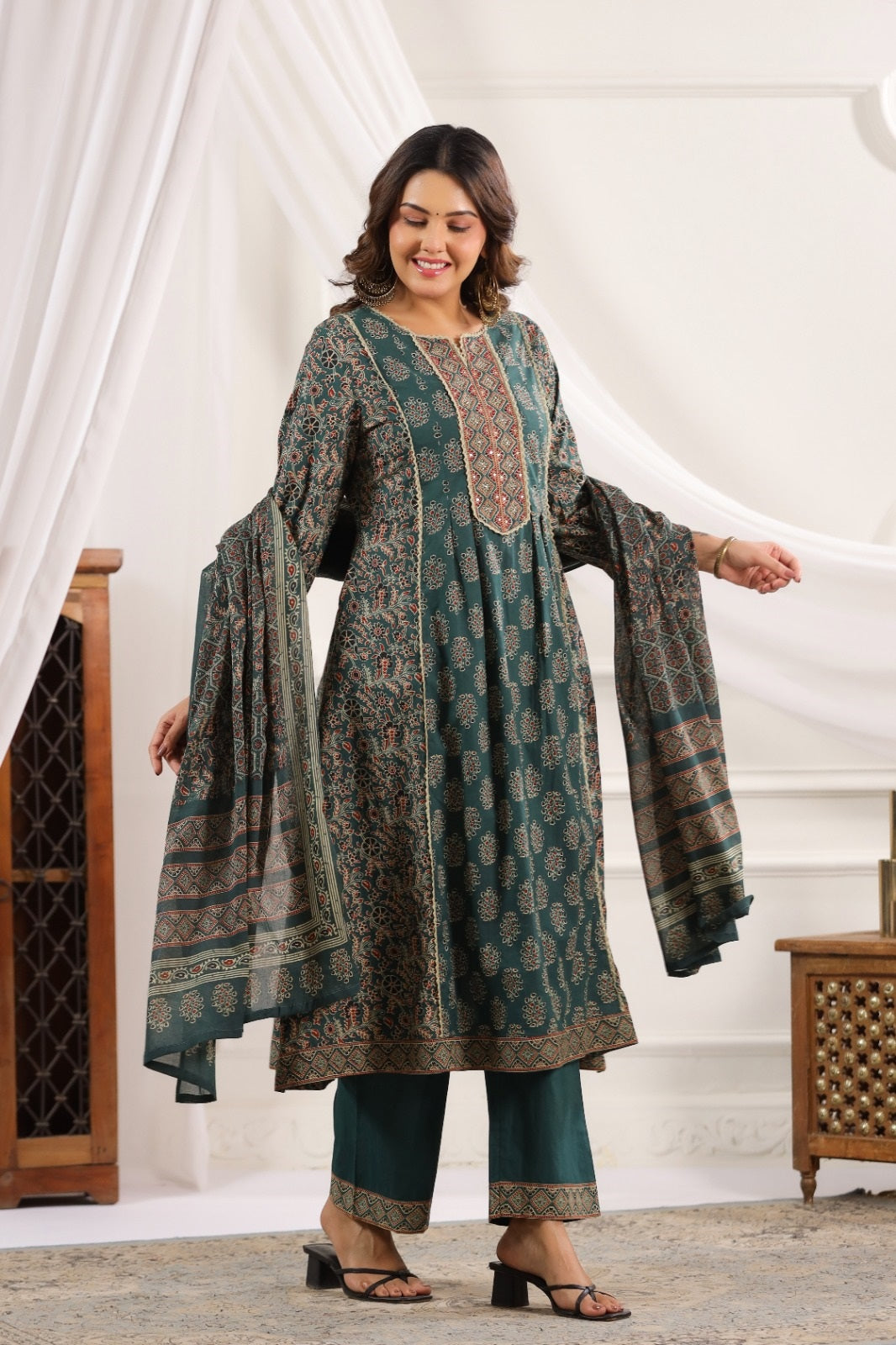 Kanika Green Cotton A Line Suit Set
