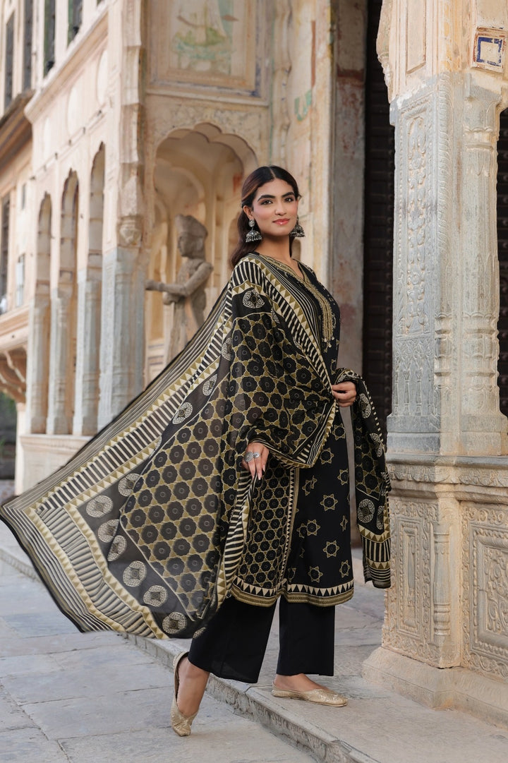 Madhavi Black  Cotton A Line Suit Set For Women
