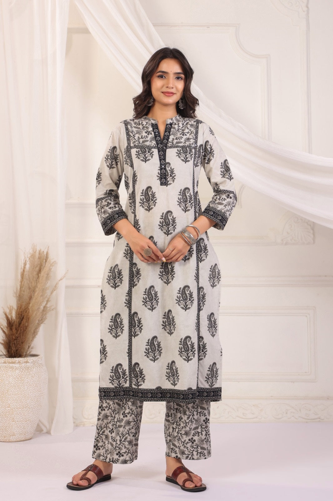 Satya Grey Cotton Straight Suit Set For Women