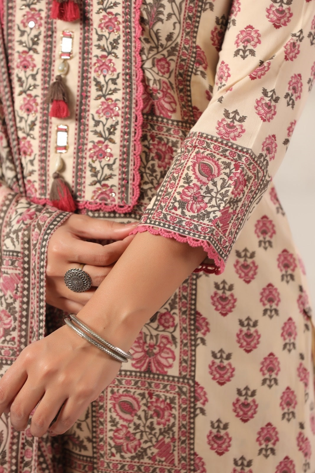 Sandhya Earthy Red Cotton Suit Set For Women