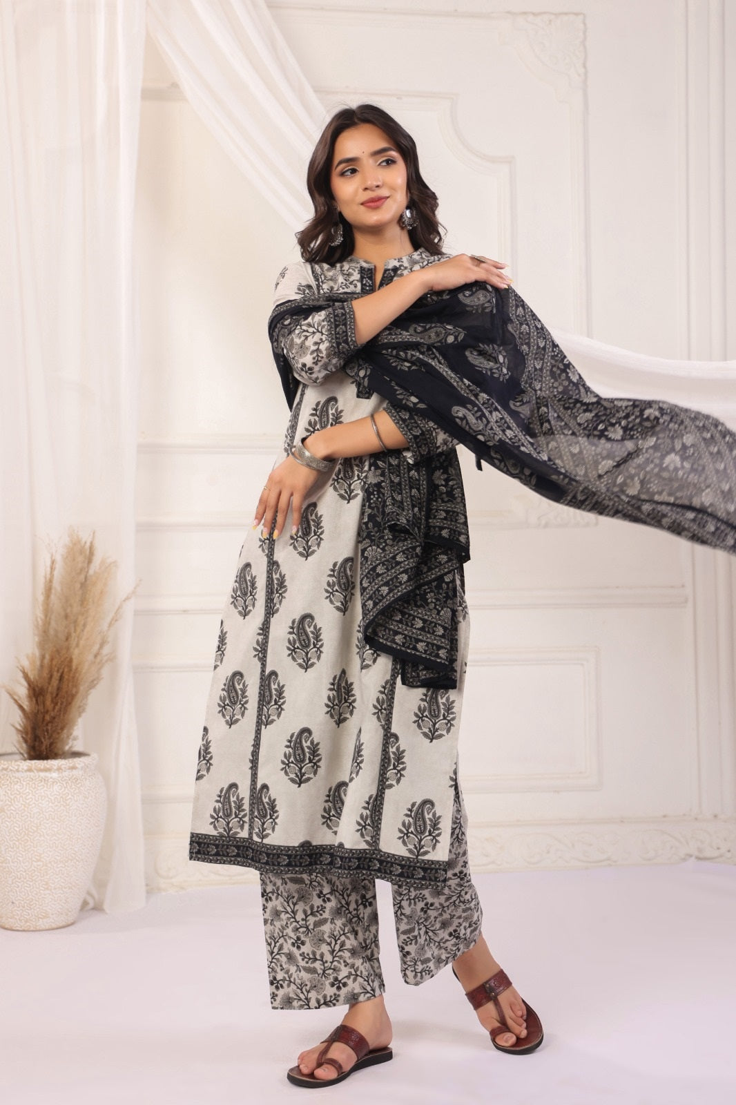 Satya Grey Cotton Straight Suit Set For Women