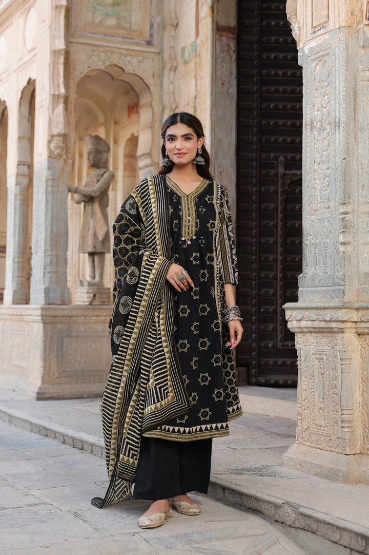 Madhavi Black  Cotton A Line Suit Set For Women