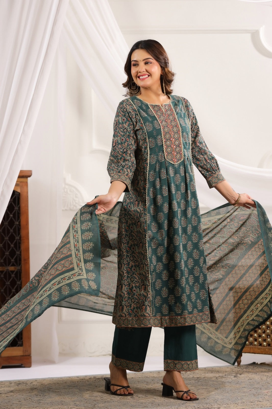 Kanika Green Cotton A Line Suit Set
