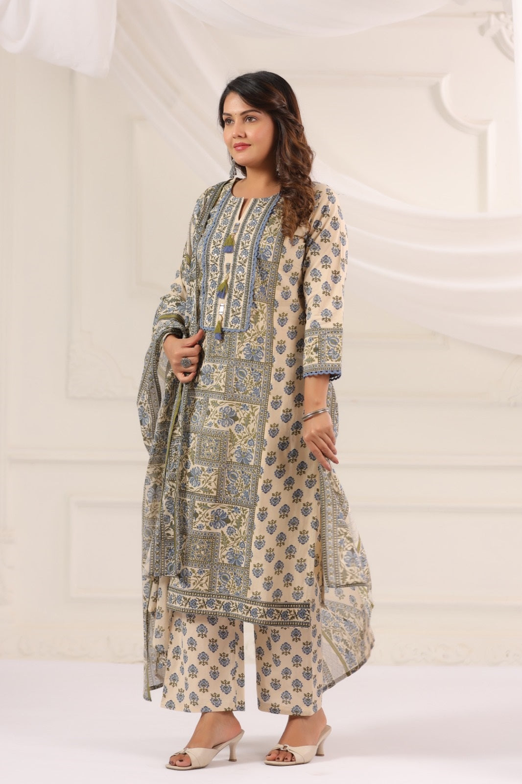Ayati Blue Cotton Suit Set For Women