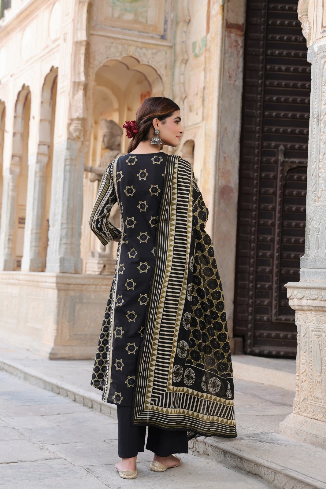 Madhavi Black  Cotton A Line Suit Set For Women
