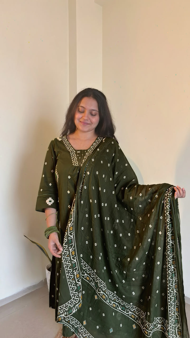 Yami Green Cotton A Line Suit Set